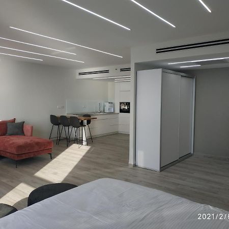 Almogim- Almog Building Χάιφα Εξωτερικό φωτογραφία