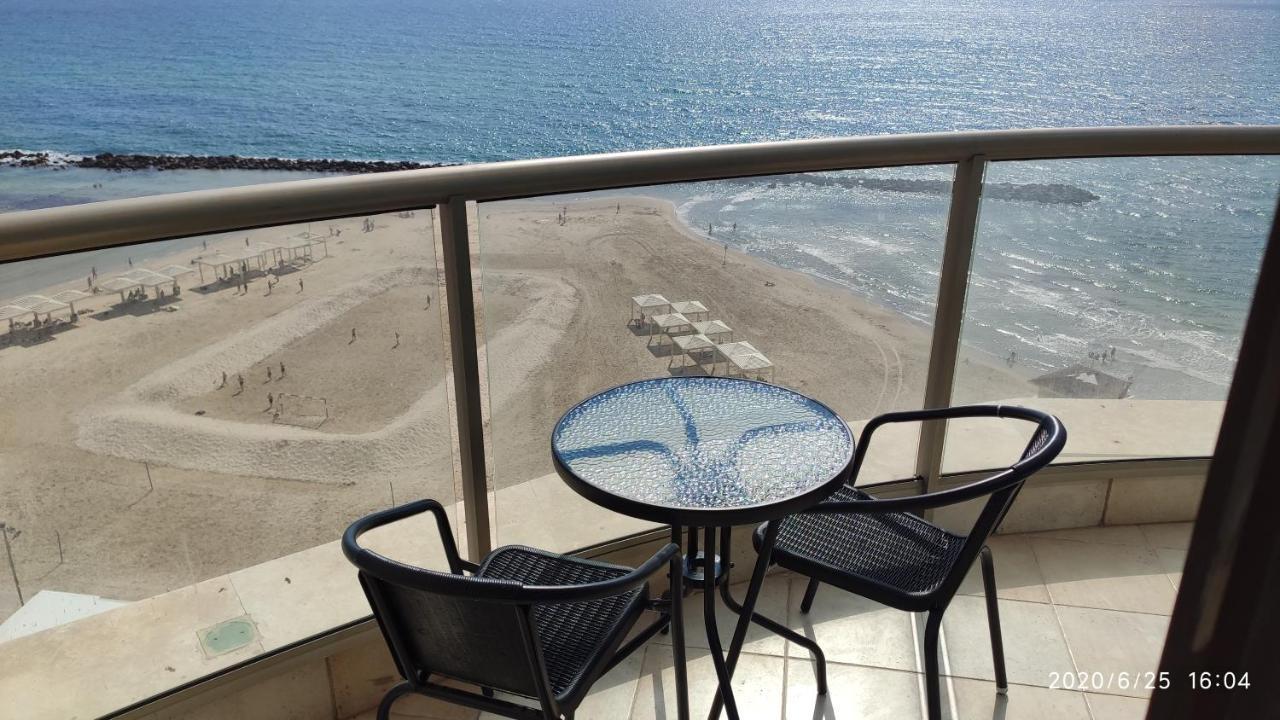 Almogim- Almog Building Χάιφα Εξωτερικό φωτογραφία