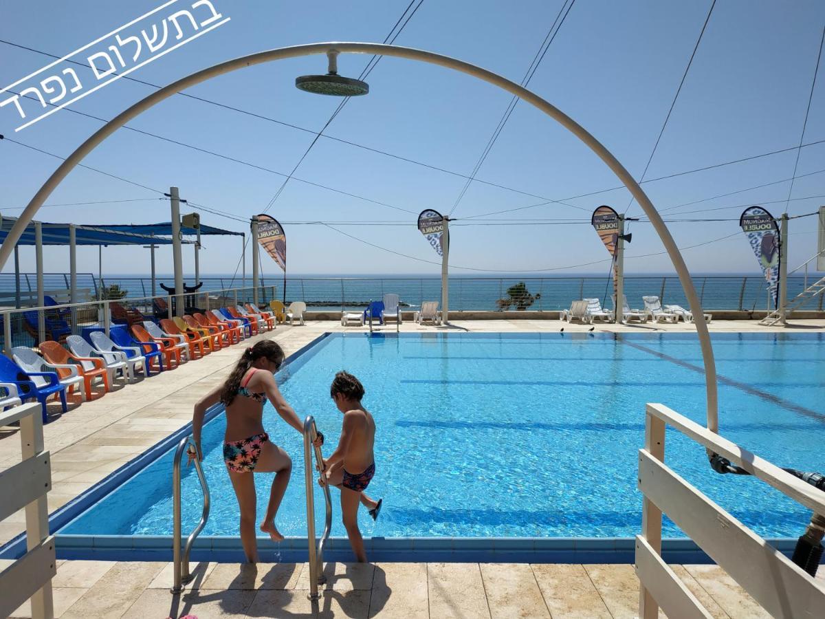 Almogim- Almog Building Χάιφα Εξωτερικό φωτογραφία